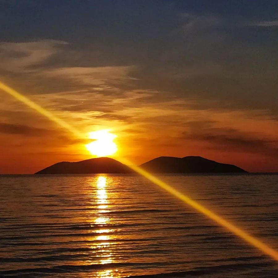 Pinegroove Hostel Vlora Kültér fotó