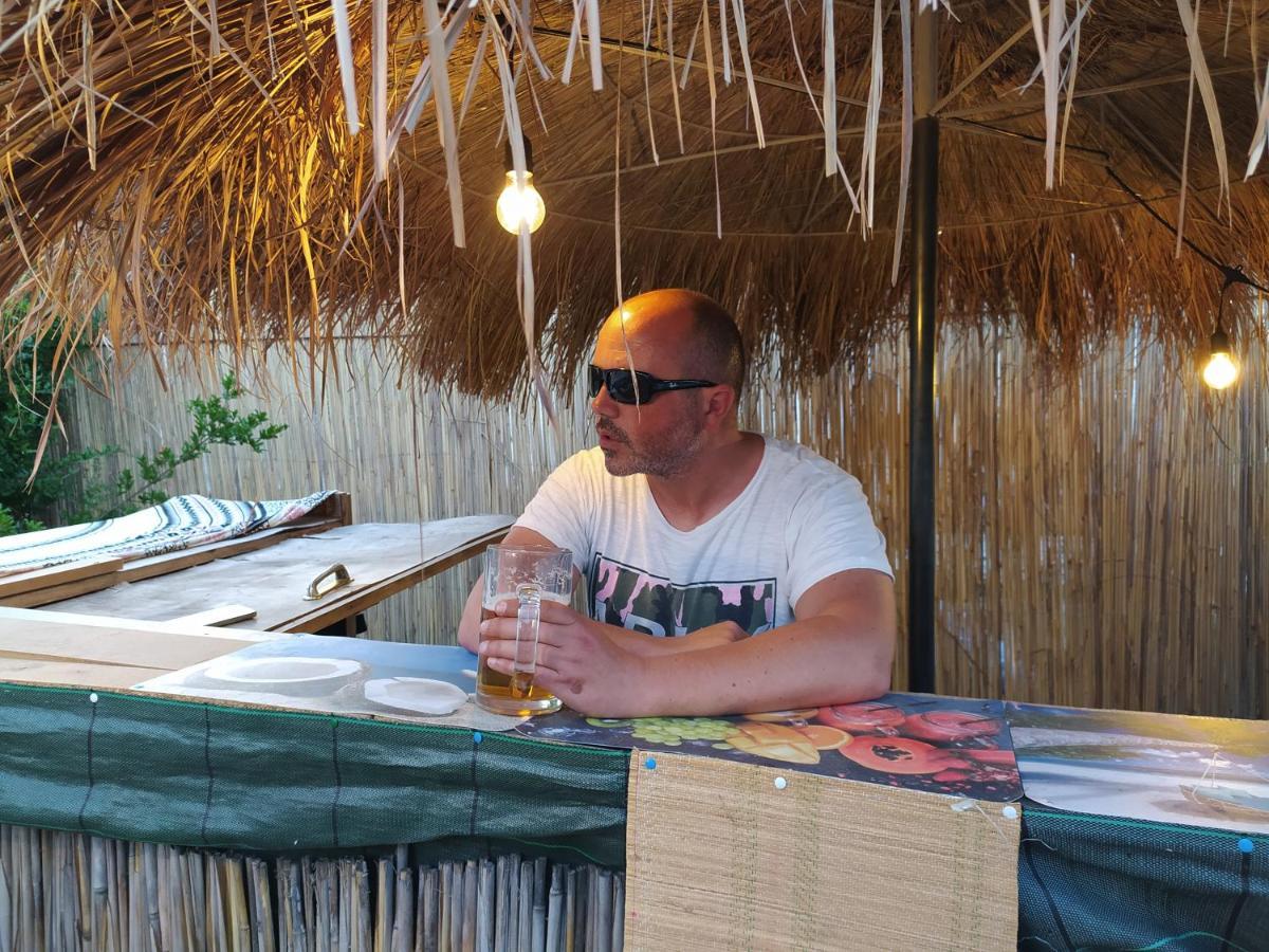 Pinegroove Hostel Vlora Kültér fotó