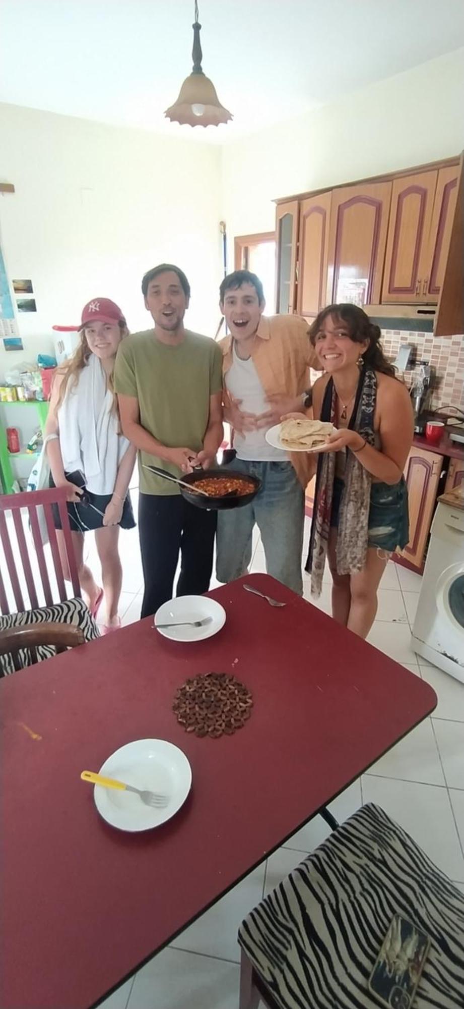 Pinegroove Hostel Vlora Kültér fotó
